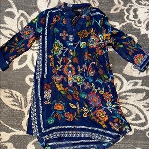 Artisan Blue Floral Tunic beaded on front. Medium. Boho